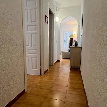 Piso Planta Baja Salida Piscina Av-03 شقة *