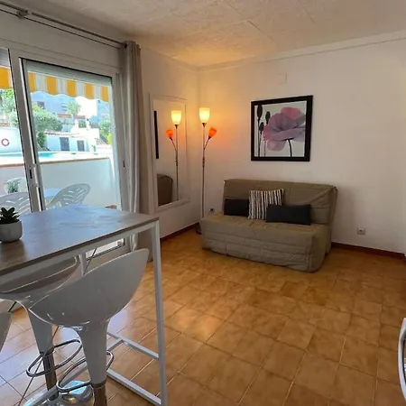 Piso Planta Baja Salida Piscina Av-03 شقة روساس